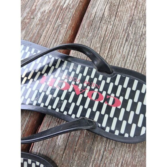 6B Coach Flip Flop Sandals Q6102/A6867 Landon Black & White Gold Bow - Picture 2 of 7